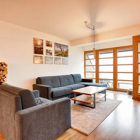 Horsky U Lesa Apartment